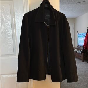 Express Black Lightweight Jacket with Modern Stand-Up Collar